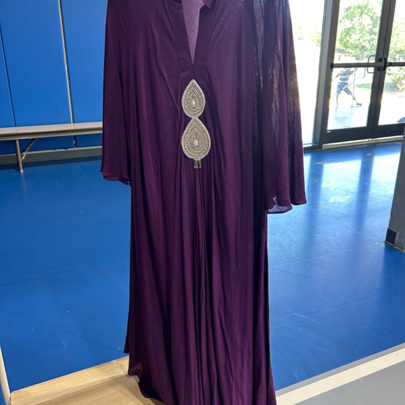 Long Dress - Picture 8 of 8